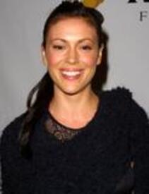 alyssa_milano_2002_UsherBirPar5.jpg