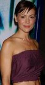 alyssa_milano_2002WBNet5.jpg
