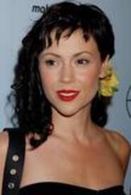 alyssa_milano_2003_MTVMusAw3.jpg