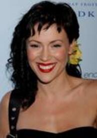 alyssa_milano_2003_MTVMusAw4.jpg