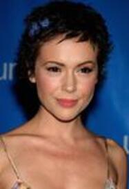 alyssa_milano_2003_UnicGoodwill2.jpg