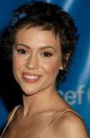 alyssa_milano_2003_UnicGoodwill11.jpg