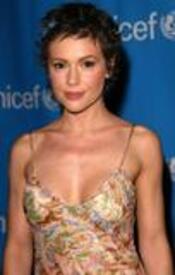 alyssa_milano_2003_UnicGoodwill21.jpg