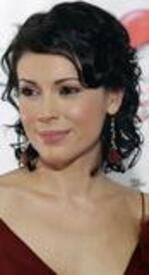 alyssa_milano_2004_RedParty11.jpg
