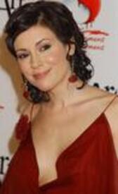 alyssa_milano_2004_RedParty18.jpg