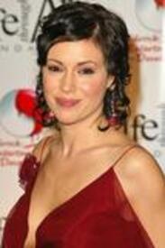 alyssa_milano_2004_RedParty19.jpg