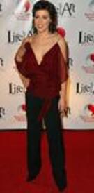 alyssa_milano_2004_RedParty38.jpg