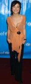alyssa_milano_2004_UnicefTrOrTr17.jpg