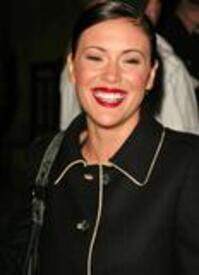 alyssa_milano_2004_YHRockVote14.jpg