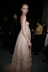 natasha_poly_valentino_fall2008a.jpg