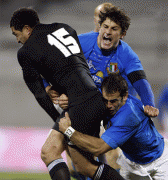 th_d598db40338876.gif