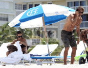 th_1b853039838974.gif