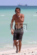 th_bfa3de39838978.gif
