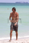 th_efb87539839117.gif