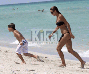 th_a9a47039839138.gif