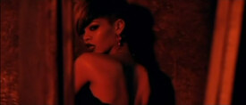 Rihanna Te Amo_52.jpg