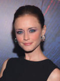 th_AlexisBledel_ysl_fragrance_launch_01.jpg