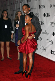 celebrity_paradise.com_TheElder_JadaPinkettSmith2010_06_13_64thTonyAwardsinNY16.jpg