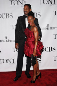 celebrity_paradise.com_TheElder_JadaPinkettSmith2010_06_13_64thTonyAwardsinNY27.jpg