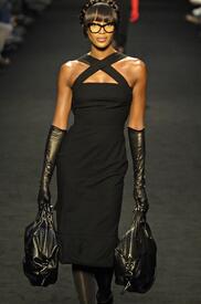 celebrity_city_Givenchy_F_W_Paris_Fashion_Show_24.jpg