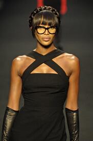 celebrity_city_Givenchy_F_W_Paris_Fashion_Show_25.jpg