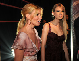 celebrity_paradise.com_TheElder_FaithHill6.jpg