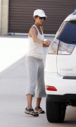 th_8a69b883374157.gif