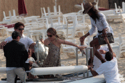 th_b0f88181915332.gif