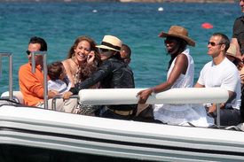 Jennifer Lopez and Naomi Campbell seen in St. Tropez_09.jpg