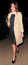 41768_Preppie_Alexa_Chung_at_Burberry_Serpentine_Summer_party_2011_4_122_594lo.jpg