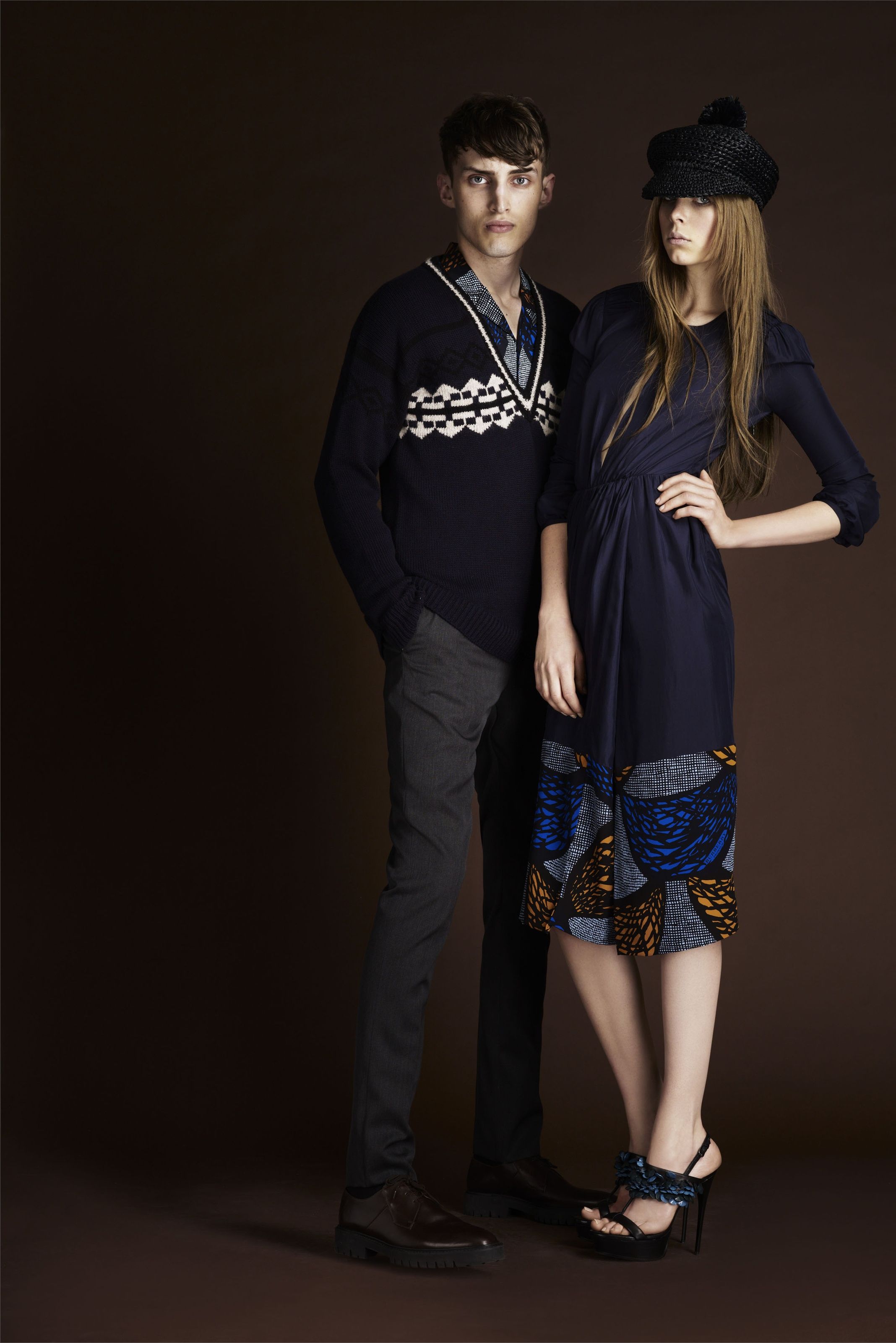 Pre collections. Burberry Prorsum - pre-Spring 2011. Английская мода. Мода 2012 для подростков. Модная пара.