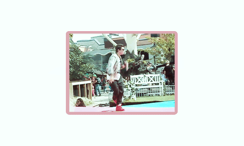 post-36249-0-1446113820-77097_thumb.gif