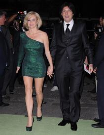 celebrity_paradise.com_TheElder_AmandaHolden2011_06_14_ShrekTheMusicalPressNightAfterParty1.jpg