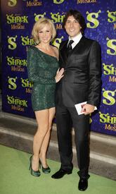 celebrity_paradise.com_TheElder_AmandaHolden2011_06_14_ShrekTheMusicalPressNightAfterParty6.jpg