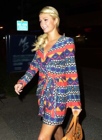 celebrity_paradise.com_TheElder_The_Hiltons13.jpg