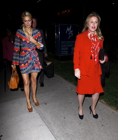 celebrity_paradise.com_TheElder_The_Hiltons6.jpg