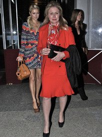 celebrity_paradise.com_TheElder_The_Hiltons65.jpg