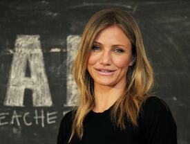 celebrity_paradise.com_TheElder_CameronDiaz2011_06_16_BadTeacherphotocall_London7.jpg