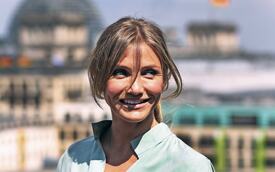 celebrity_paradise.com_TheElder_CameronDiaz2011_06_17_BadTeacherPhotocallinBerlin26.jpg