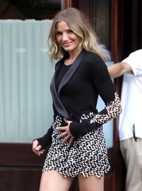 celebrity_paradise.com_TheElder_CameronDiaz2011_06_20_BadTeacherpremiereattheZiegfeldTheatreinNY73.jpg