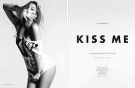th_07099_Bar_Refaeli_Kiss_Me_VS_Magazine_Spring-Summer-2010_122_497lo.jpg