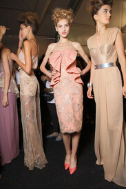 Badgley_Mischka_Spring_2012_Backstage_yoi_MDsob_A7.jpg