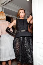 Christian_Dior_Spring_2012_Backstage_6ulgr5_Ynyyt.jpg