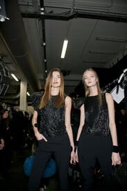 Emporio_Armani_Fall_2011_Backstage_Cc_OA5r5_Nct_Hx.jpg