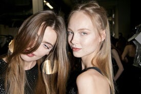 Emporio_Armani_Fall_2011_Backstage_l_Nfe_YMAR9_Emx.jpg