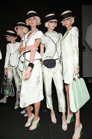 Emporio_Armani_Spring_2012_Backstage_o_u6_Wi_Dq_Ge_C.jpg