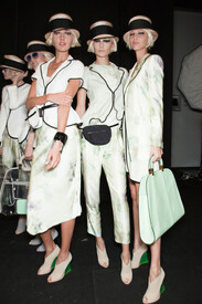 Emporio_Armani_Spring_2012_Backstage_Sz_ZDYI3_Vtk_W.jpg