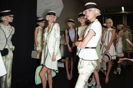 Emporio_Armani_Spring_2012_Backstage_Wjkm_DWRBa_DC.jpg