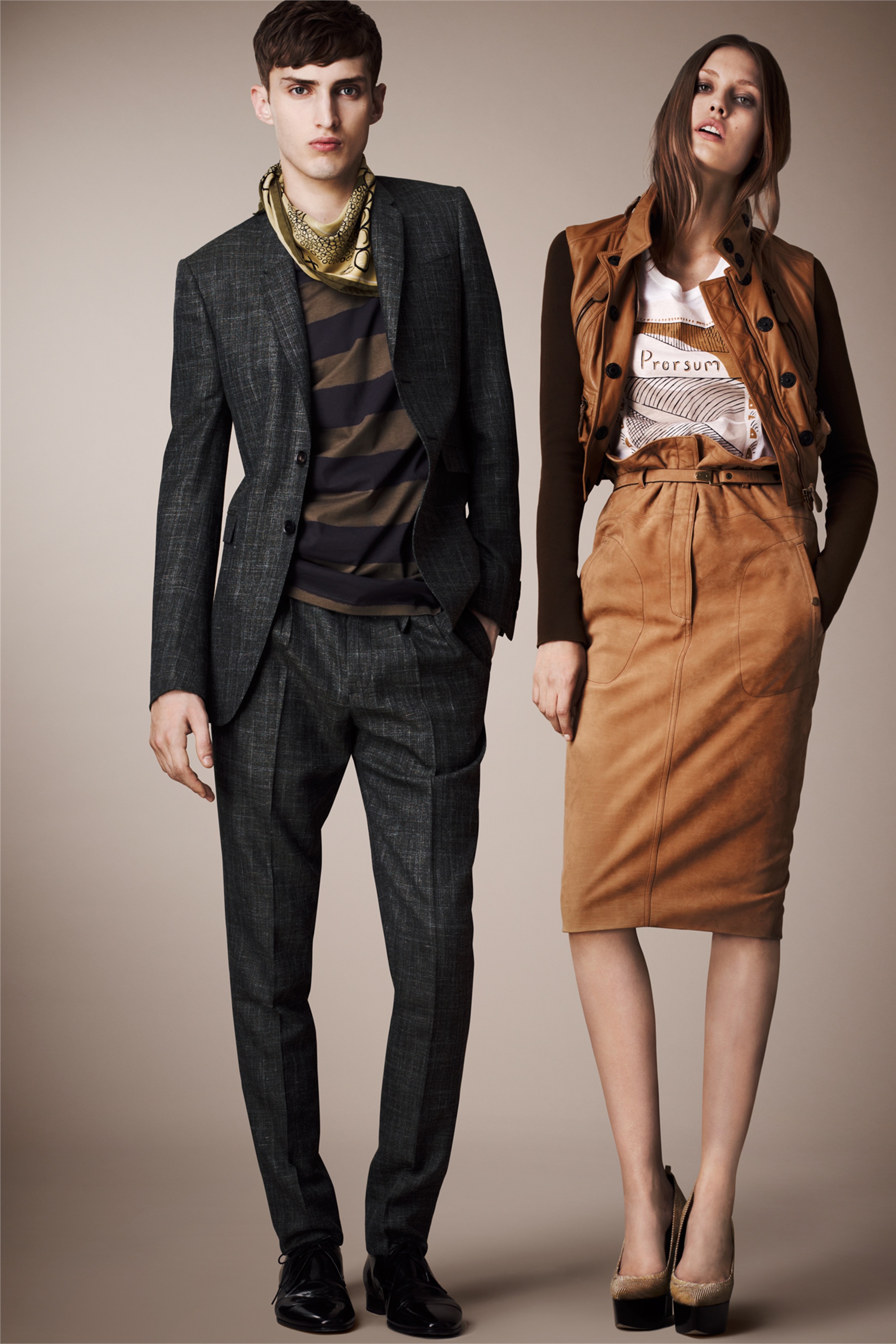 Парни одеваются в женском. Burberry Prorsum коллекция 2013. Стиль одежды. Современная одежда. Классический стиль одежды.