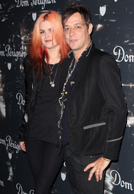 celebutopia-mosshart-hince-davidlynch-event-la-june20-cu-olya (1).jpg